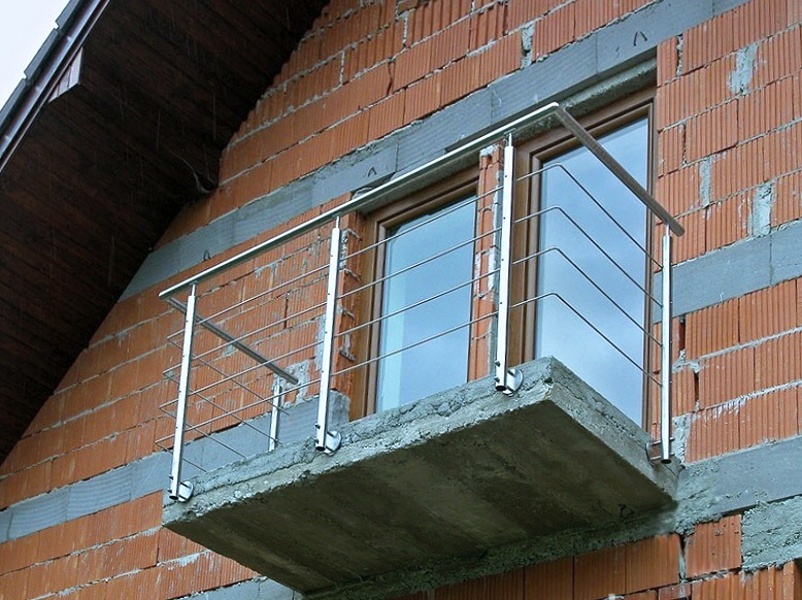 Zábradlí a balkóny - Venkovní provedení