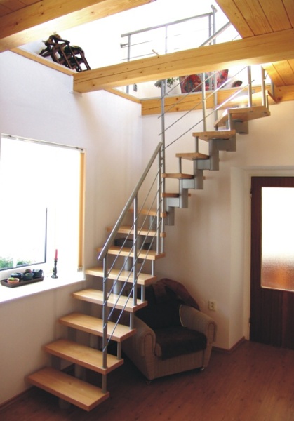 Schody modulové - Ocel a dřevo