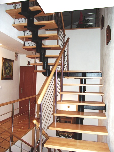 Schody modulové - Ocel a dřevo