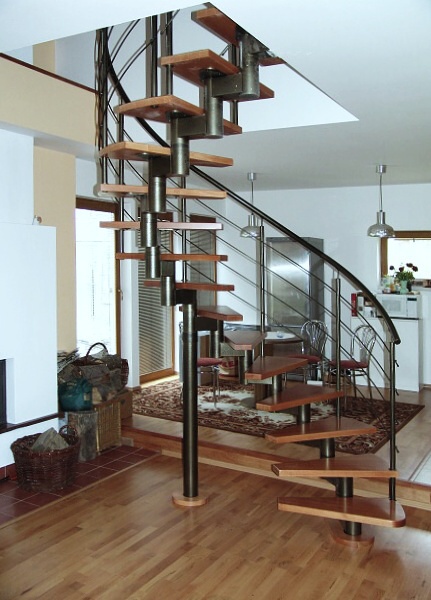 Schody modulové - Ocel a dřevo