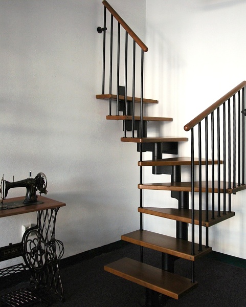 Schody modulové - Ocel a dřevo