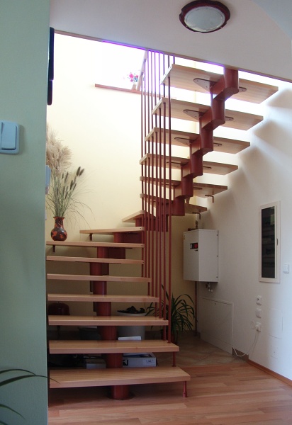 Schody modulové - Ocel a dřevo